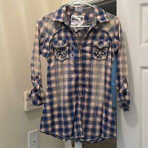 Roar button up S
